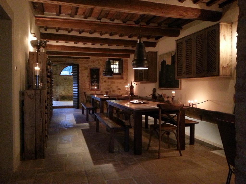 Locanda Cugnanello Anqua Bagian luar foto